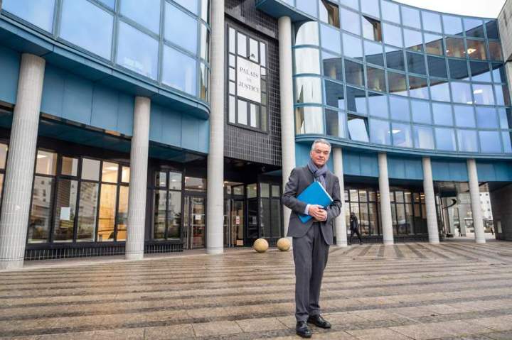 Homme de loi Coupvray